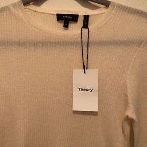 NWT Theory Mirzi B Merino Wool Top Ivory